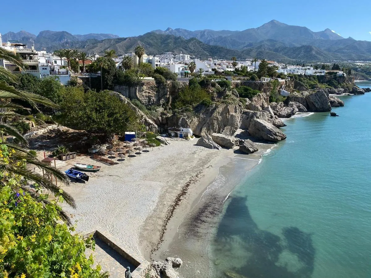 Acapulco Playa 100 Apartment Nerja Spain